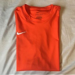 NIKE DRIFIT SHIRT